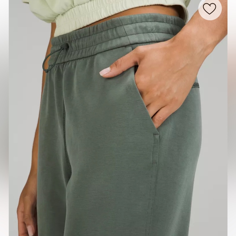 Lululemon grey/ green brushed Softstreme Pants